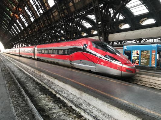 Dalla stazione di Napoli